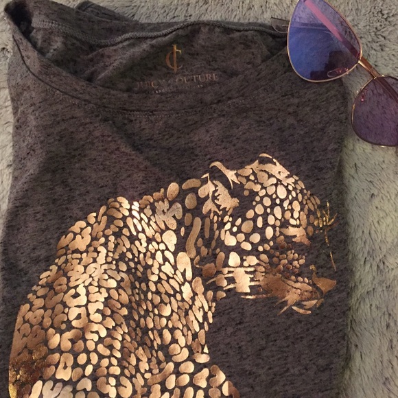 Juicy Couture Tops - 💖HP💖 XS Juicy Couture Leopard Graphic crop top